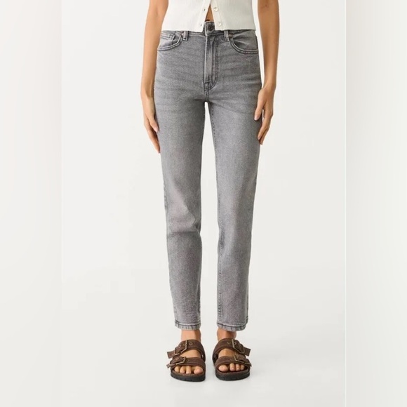 EXPRESS Jeans Mom Jeans Women’s 6 R Ankle Ripped Supper High Rise Straight - Picture 2 of 11